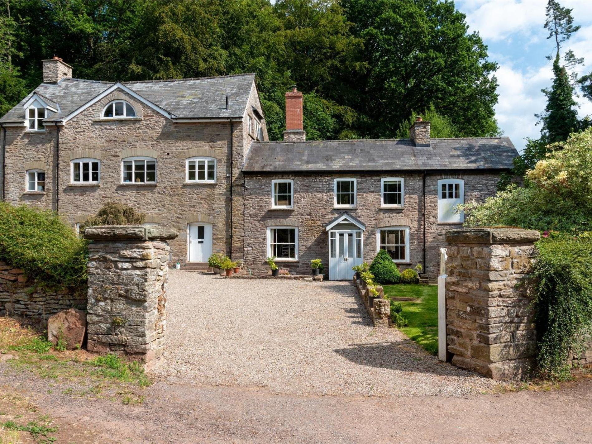 Villa 4 Bed In Hay-On-Wye Town Bn116 Extérieur photo